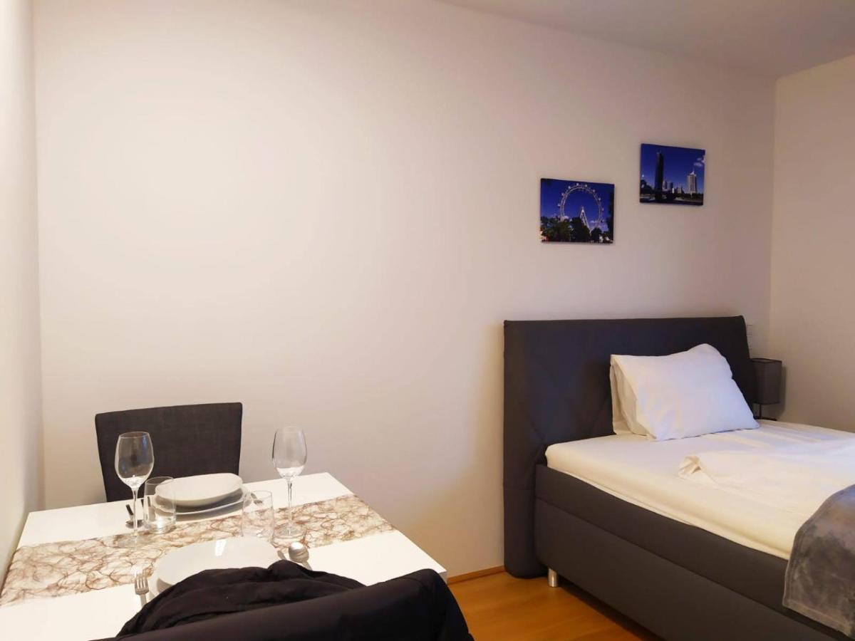 Cosy Park Apartment City Center Wenen Buitenkant foto